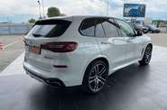 BMW X5 Base