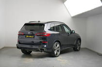 BMW X5 Base