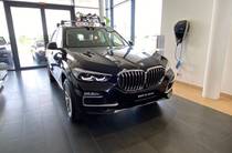 BMW X5 Base