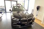 BMW X5 Base