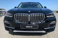 BMW X5 Base