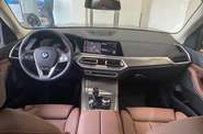 BMW X5 Base