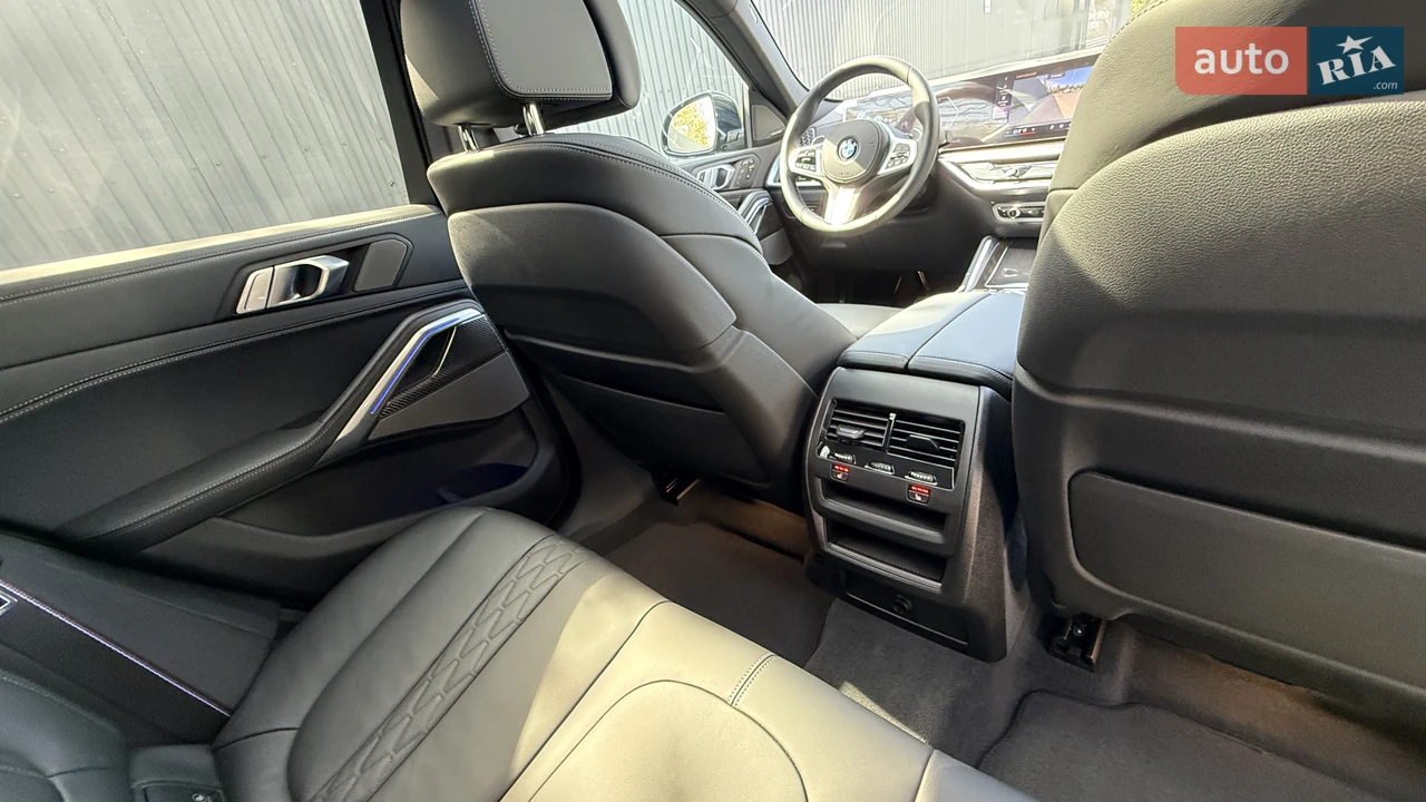 BMW-32