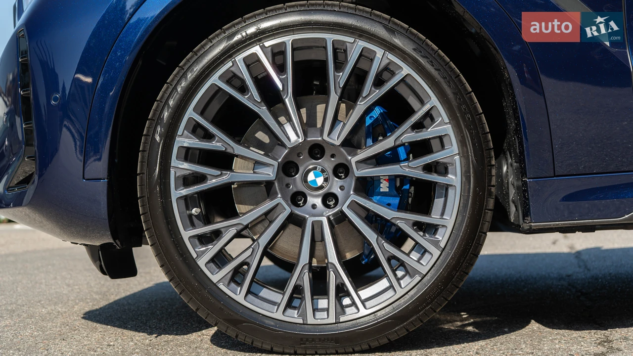 BMW-8