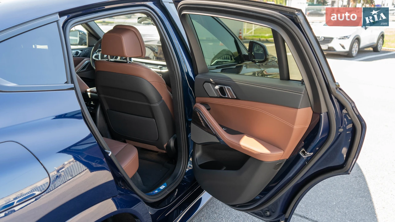 BMW-19