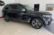 BMW X7 Base