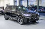 BMW X7 Base