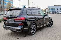 BMW X7 Base