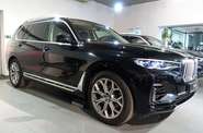 BMW X7 Base