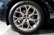 BMW X7 Base