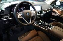 BMW X7 Base