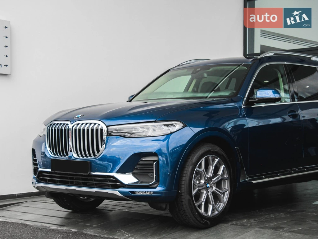 BMW X7 Base