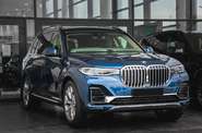 BMW X7 Base