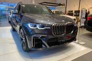 BMW X7 Base