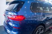 BMW X7 Base