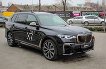 BMW X7 Base