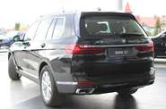 BMW X7 Base