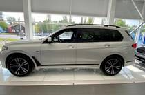 BMW X7 Base