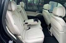 BMW X7 Base