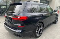 BMW X7 Base