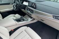 BMW X7 Base