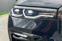 BMW X7 Base