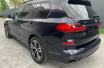 BMW X7 Base