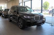 BMW X7 Base