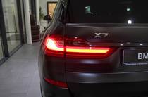 BMW X7 Base