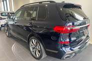 BMW X7 Base