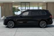 BMW X7 Base