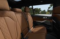 BMW X7 Base