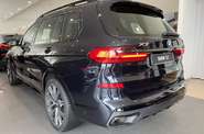 BMW X7 M Package