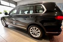 BMW X7 Base