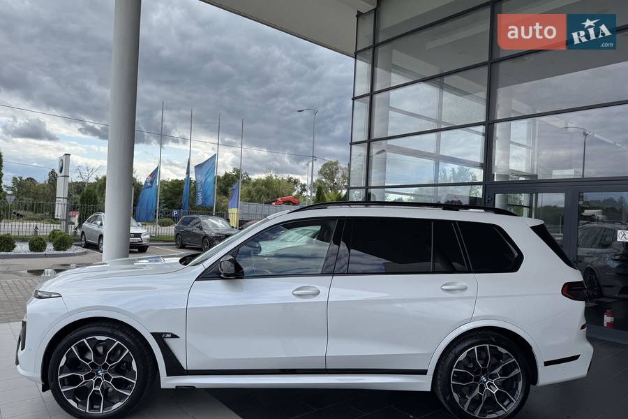 BMW X7 - фото 3