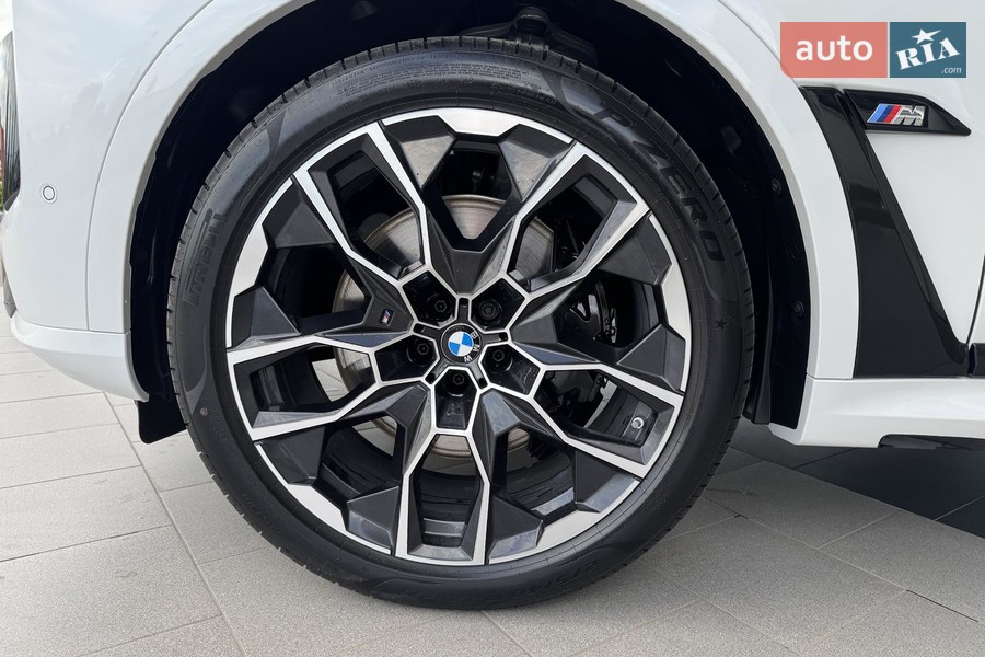 BMW X7 - фото 4