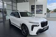 BMW X7 - фото 7