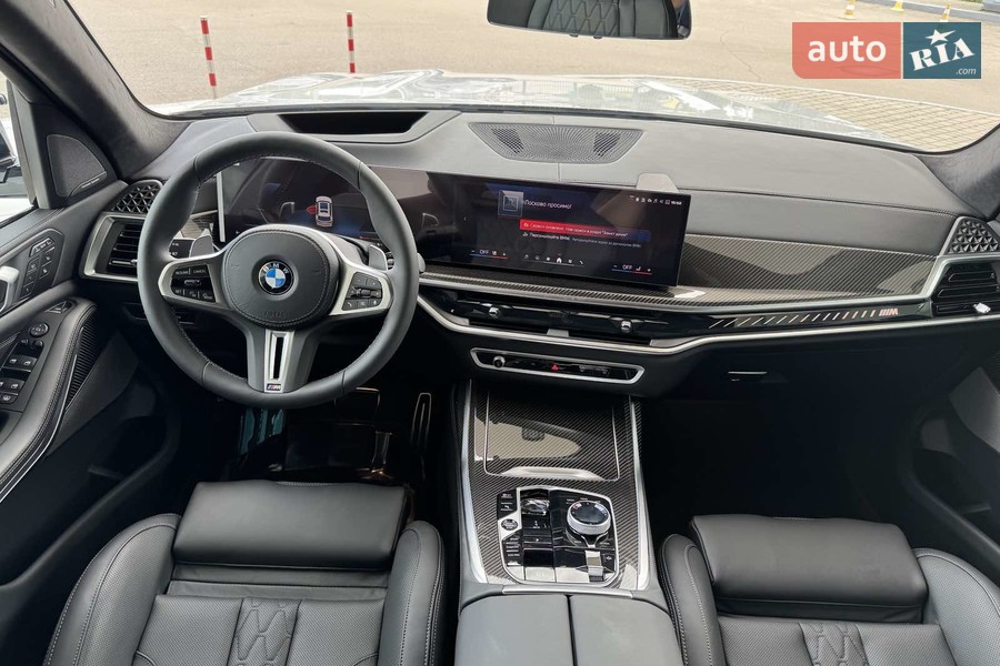 BMW X7 - фото 11