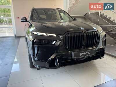 Новый BMW X7 2025 - фото 4