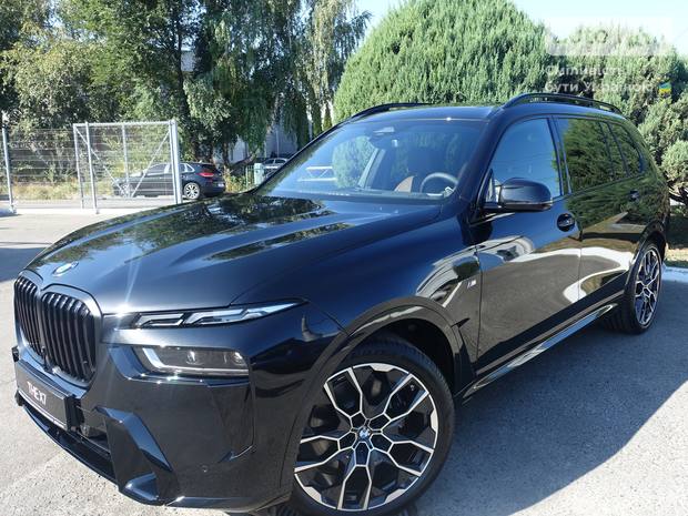 BMW X7 2025