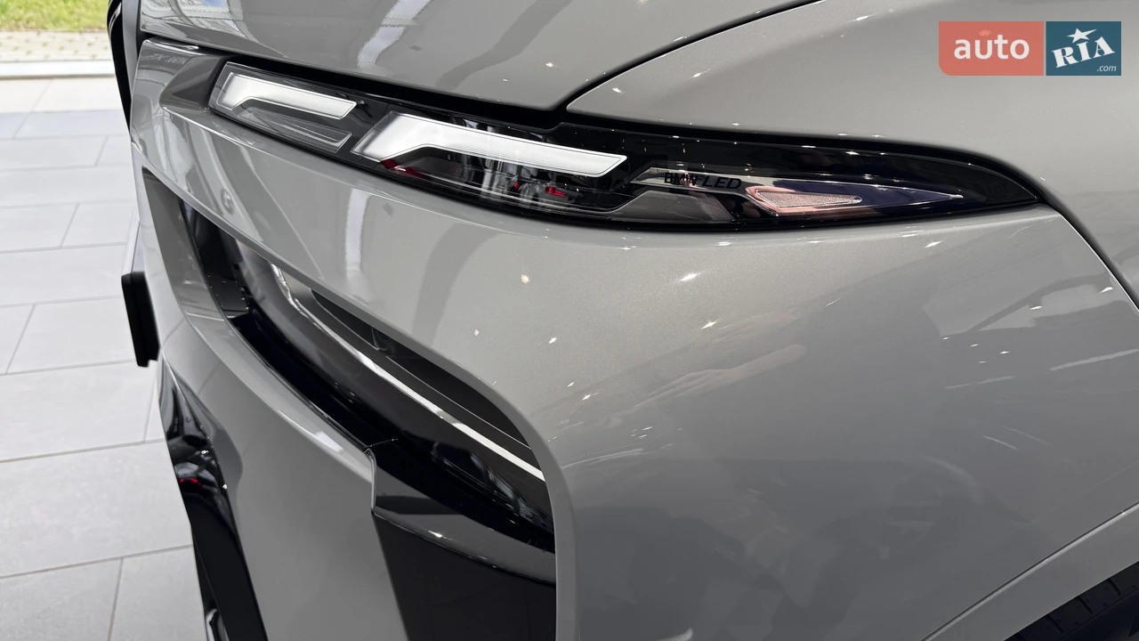 BMW-16