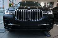 BMW X7 Base