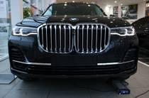 BMW X7 Base