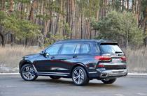 BMW X7 Base