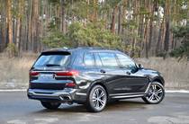 BMW X7 Base