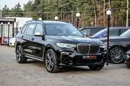 BMW X7 Base