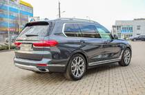 BMW X7 Base