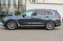 BMW X7 Base