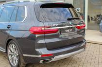 BMW X7 Base