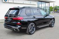 BMW X7 Base